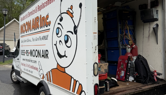 Moon Air Service Van
