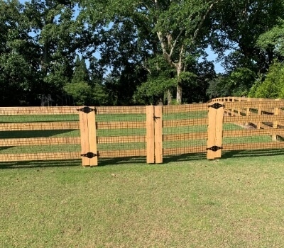 4-Rail-Fence-with-Welded-Wire