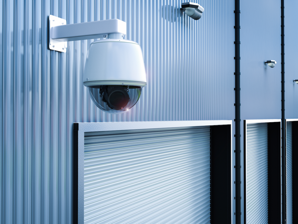 commercial-fence-contractors-camera